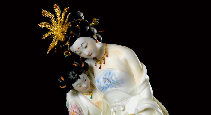 再現(xiàn)漢唐古風(fēng)的優(yōu)雅奢艷--許氏有心瓷雕實現(xiàn)與珠寶跨界融合