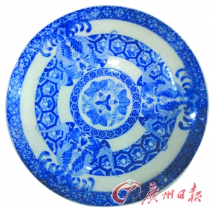 現(xiàn)代日本瓷器價值高