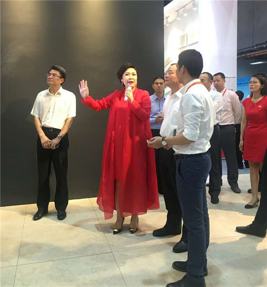 冠珠,冠珠陶瓷,中博會,品牌