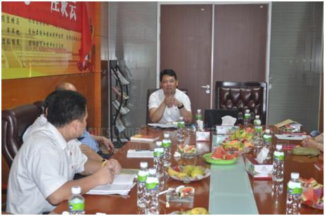 支部委員趙海發(fā)言:強(qiáng)調(diào)“兩學(xué)一做”在民營企業(yè)發(fā)展中的重要性